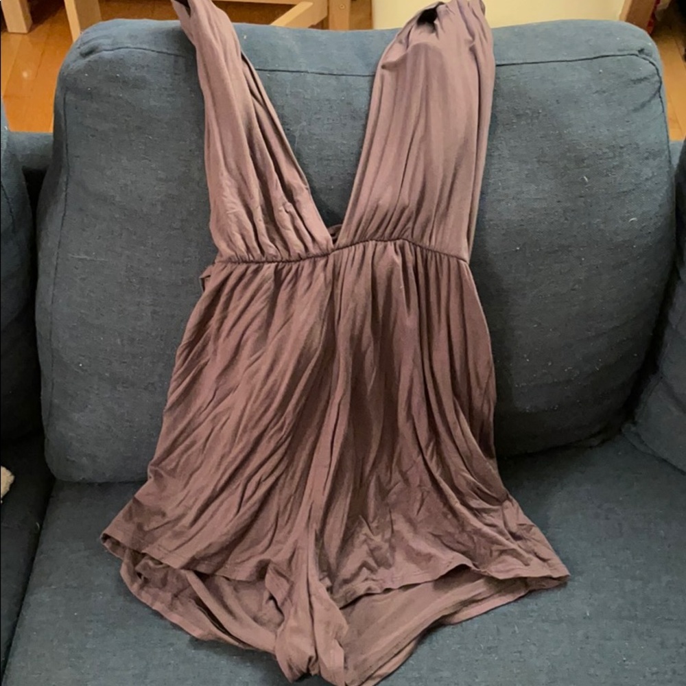 Versatile deep V romper